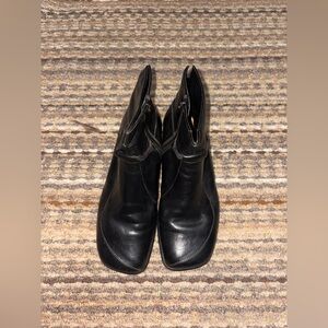 Joseph Seibel • Black Real Leather Booties